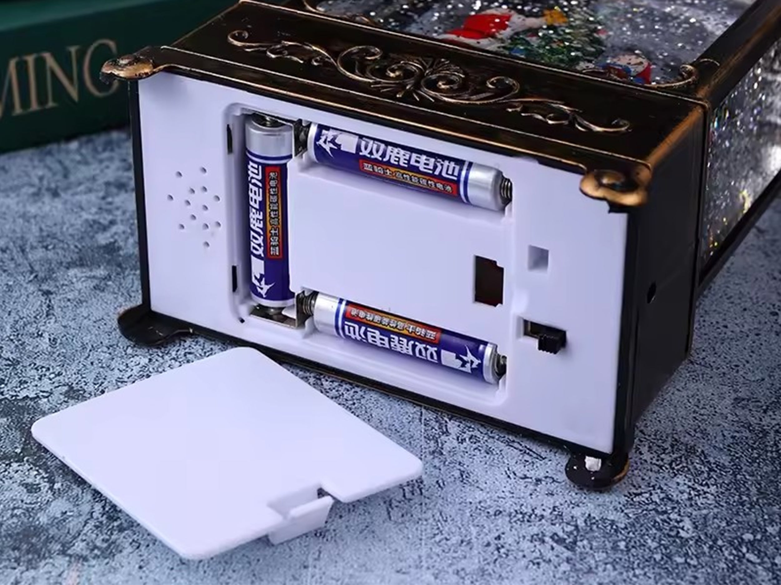 Large Christmas Water Globe Lantemn - Santa & Tree